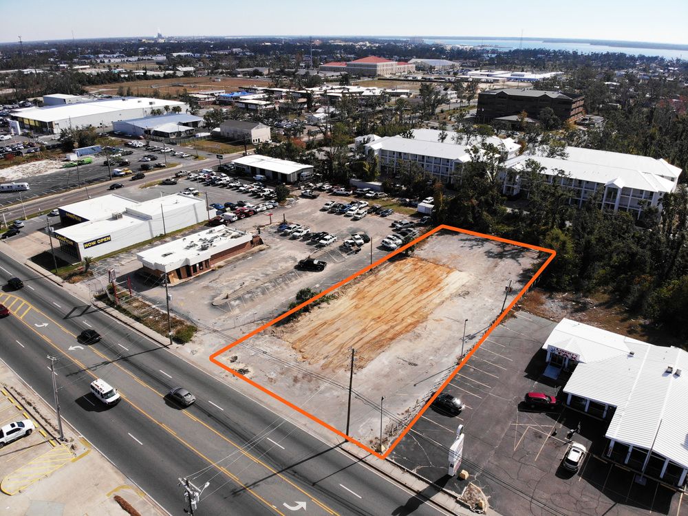 Retail Land | West 15th Street/Highway 98 | .74 +/- Acres : 1013 W 15th St, Panama City, FL 32401